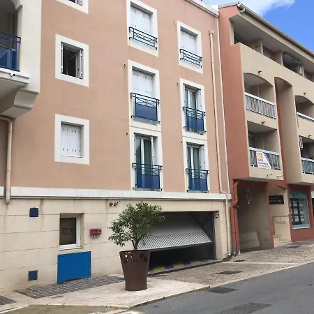 Apartment Studio Moderne Avec Balcon Au Coeur Du Centre Ville