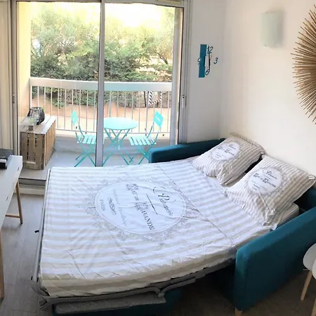 Studio Moderne Avec Balcon Au Coeur Du Centre Ville Apartment Sainte-Maxime